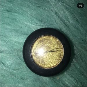 MAC eyeshadow